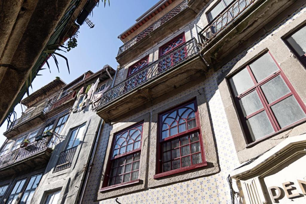 Get A Train And City View Porto Luaran gambar